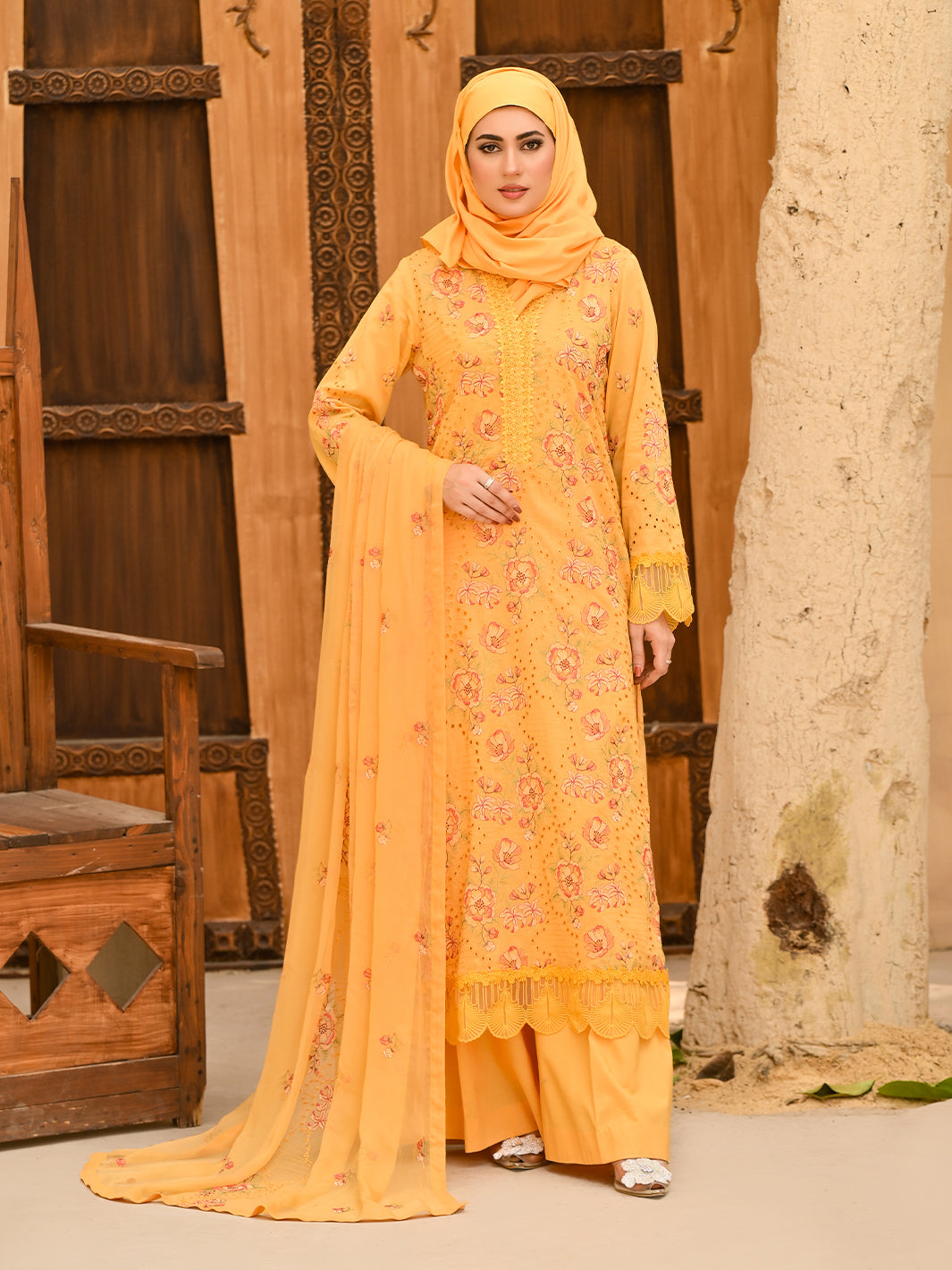 Embroidered Lawn'25