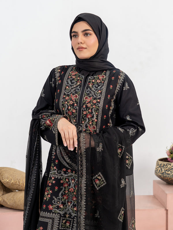 Embroidered Lawn 26