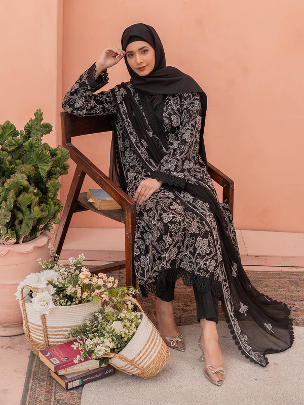 Embroidered Lawn 26