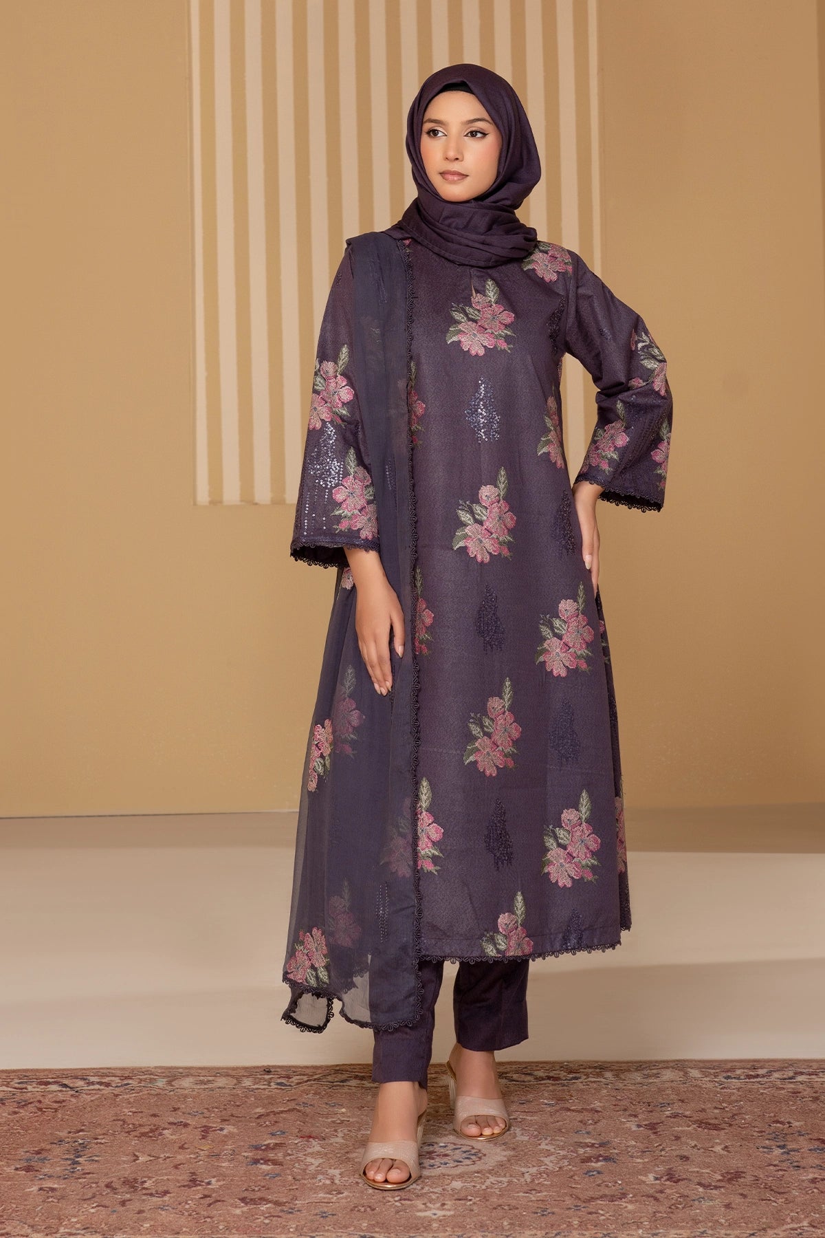 Lawn Karandi-26