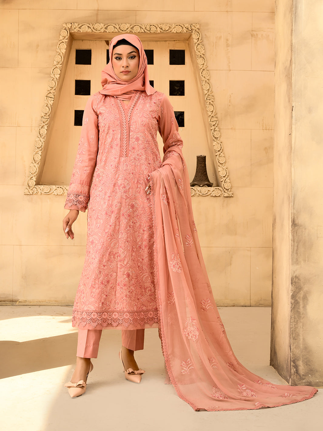 Embroidered Lawn'25