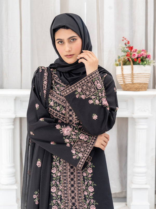 Embroidered Lawn 26