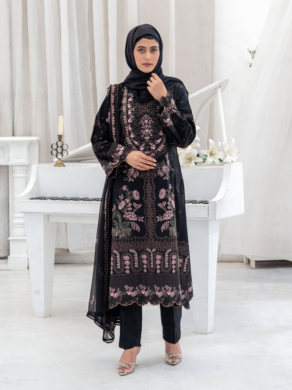 Embroidered Lawn 26