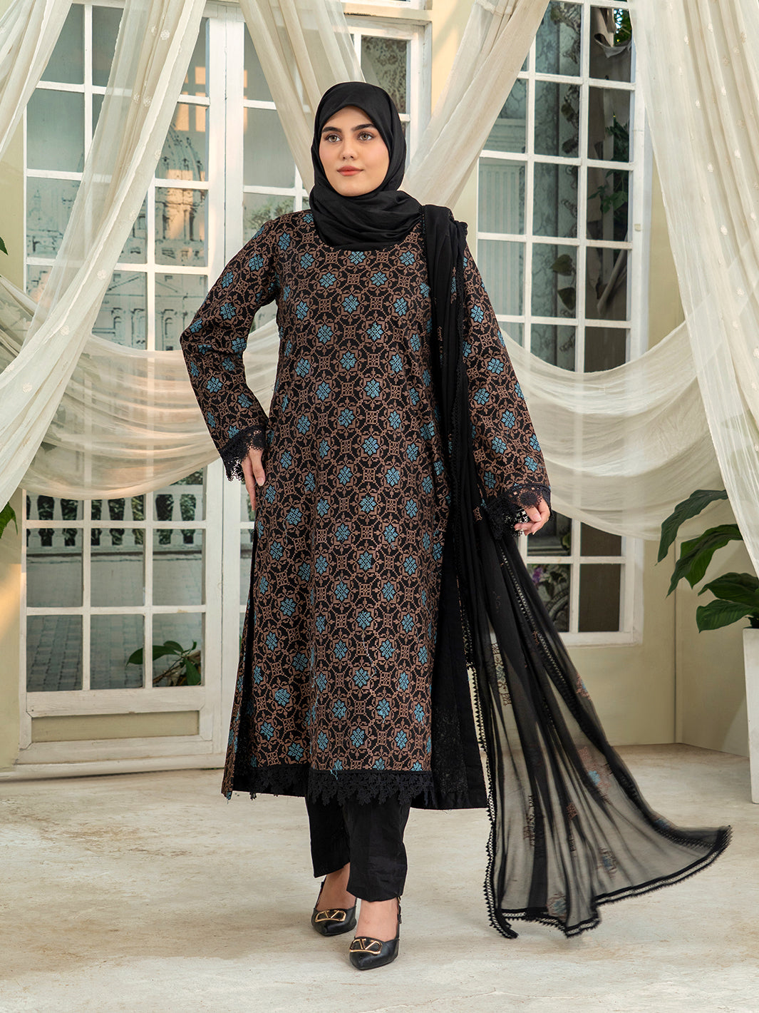 Embroidered Lawn 26